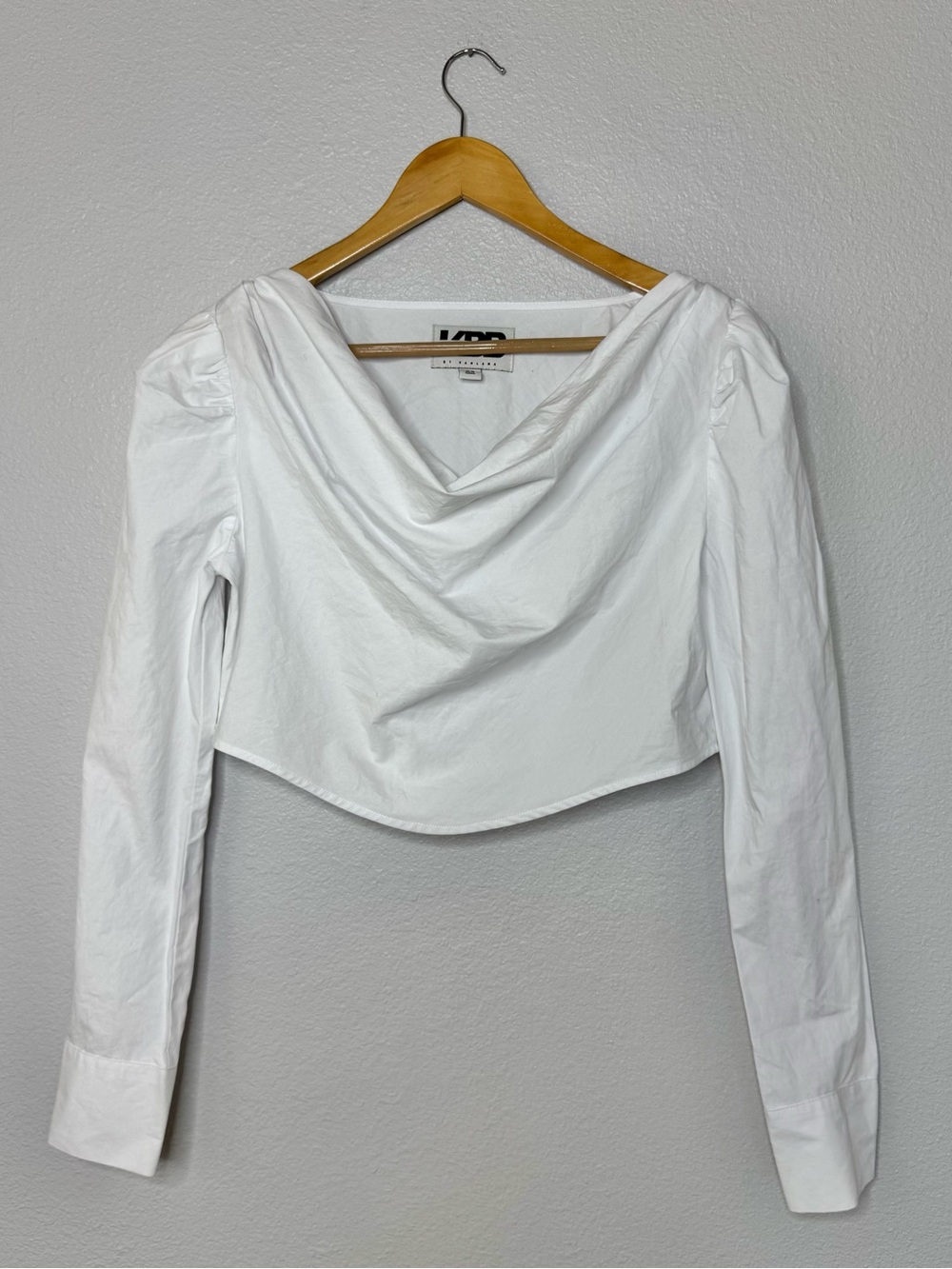 KBB by KAHLANA Women's "The Balloon Cropped Top" XS Long Sleeve